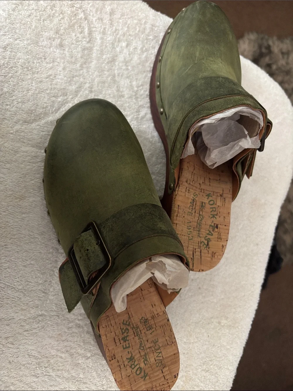 Kork-Ease Men’s Olive Green Leather Slip-On Clogs with Buckle